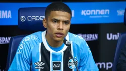 José Enamorado, atacante do Grêmio em entrevista coletiva (Foto: Lucas Uebel / Grêmio)