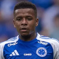 Tite decide usar Arroyo em Tombense x Cruzeiro