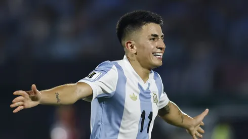 Almada continua na mira do Palmeiras. Photo by Ernesto Ryan/Getty Images