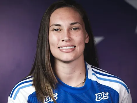 Goleira Claudia assina com Cruzeiro até o fim de 2027