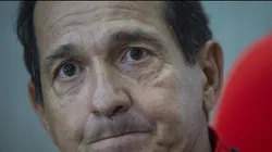 Muricy Ramalho está internado em hospital para retirada de pedra nos rins novamente