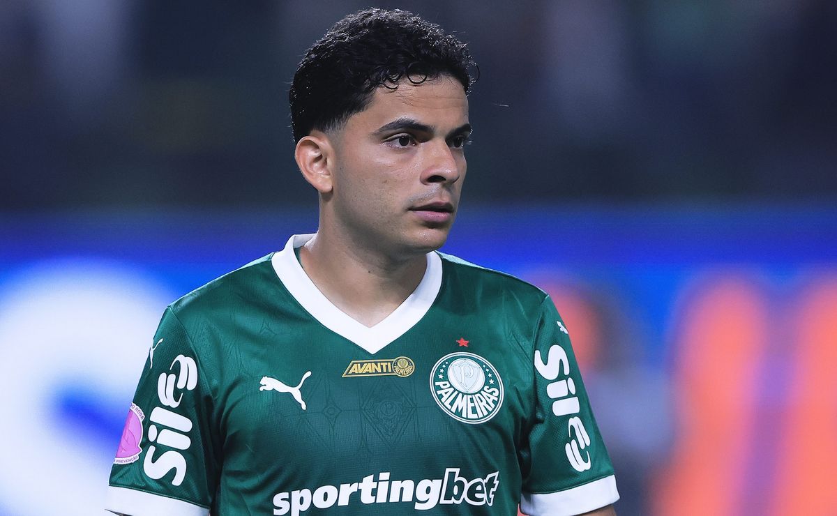 Palmeiras avalia ceder Bruno Rodrigues ao Internacional e receber um jogador do Colorado na troca