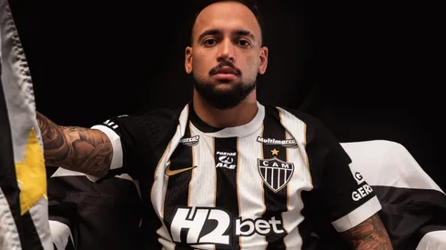 Galo anuncia Maycon. Foto: Luís Amaral / Atlético