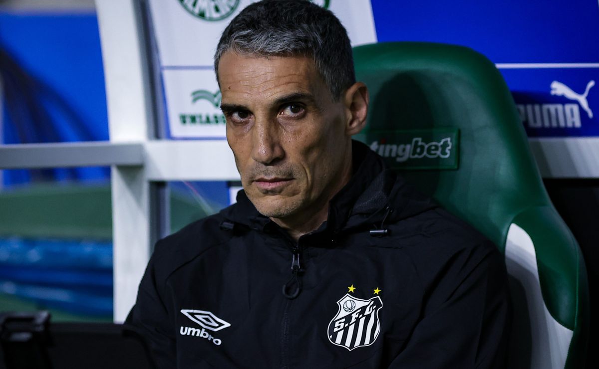 Escalação do Santos: Vojvoda ‘saca’ Caballero e muda o time titular contra o Palmeiras