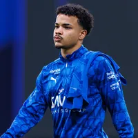 Alvo do Corinthians, Kaio César leva vantagem sobre Vitinho