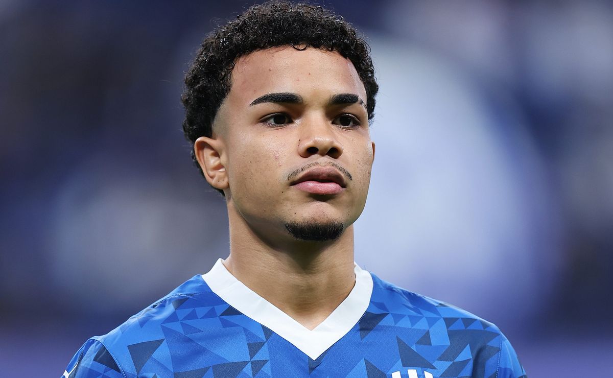 Corinthians encaminha a contratação de Kaio César por empréstimo após rápida negociação com o Al-Hilal