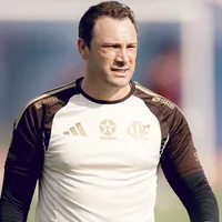 Pivetti estuda duas mudanças no time titular que disputa o Cariocão