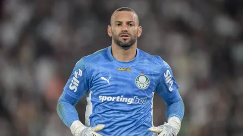 RJ – RIO DE JANEIRO – 23/07/2025 – BRASILEIRO A 2025, FLUMINENSE X PALMEIRAS – Weverton goleiro do Palmeiras durante partida contra o Fluminense no estadio Maracana pelo campeonato Brasileiro A 2025. Foto: Thiago Ribeiro/AGIF