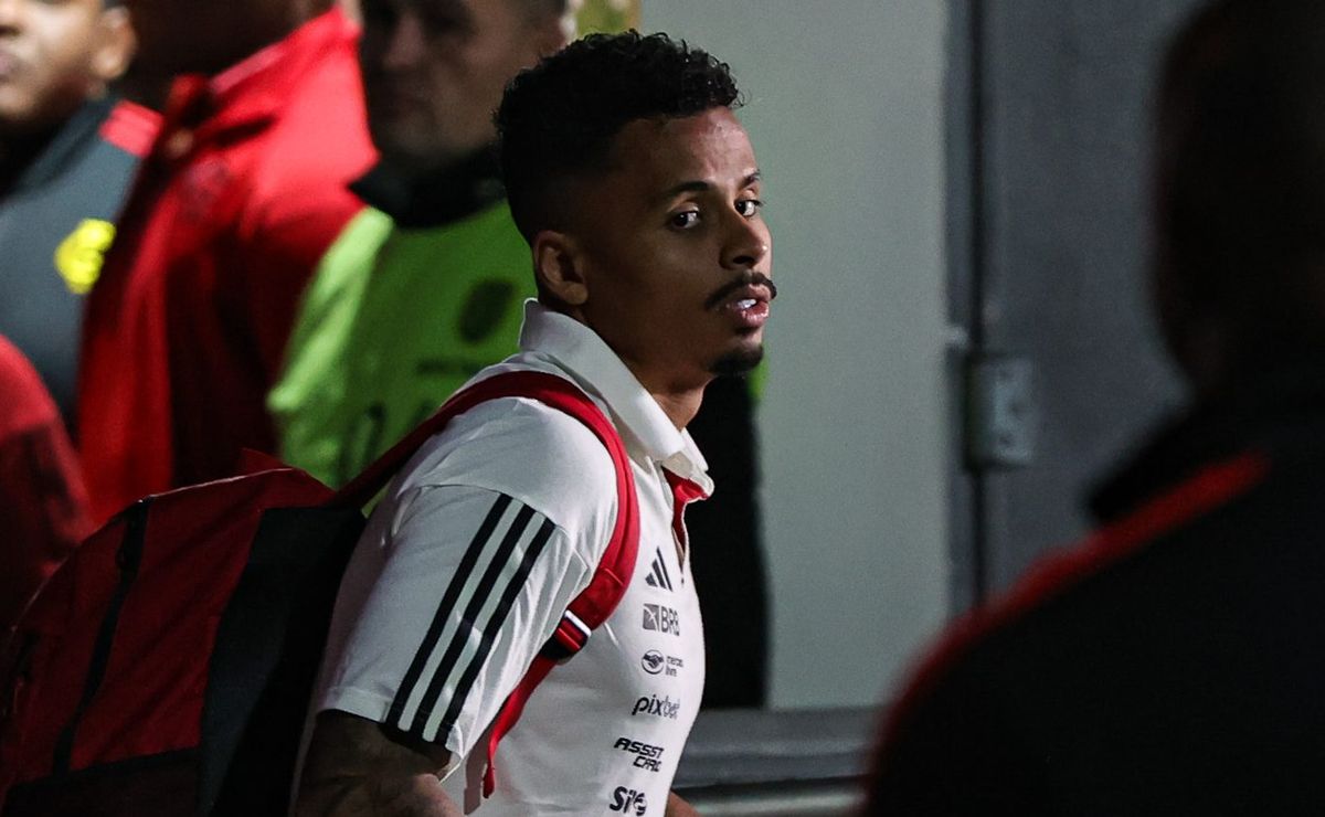 Santos ataca volante Allan de última hora e pode atravessar São Paulo e Corinthians