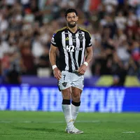 Após negociação com Hulk melar, Fluminense abre conversas para contratar Alerrandro