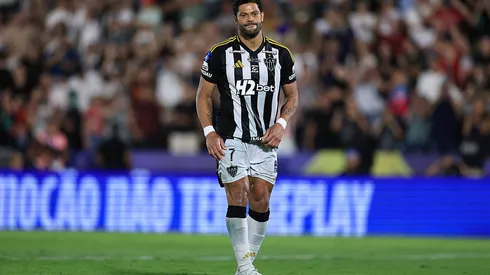 ASUNCION, PARAGUAY – NOVEMBER 22: Hulk of Atletico Mineiro reacts after missing the first penalty in the shootout during the 2025 Copa CONMEBOL Sudamericana final between Lanus and Atletico Mineiro at Estadio Defensores del Chaco on November 22, 2025 in Asuncion, Paraguay. (Photo by Buda Mendes/Getty Images)