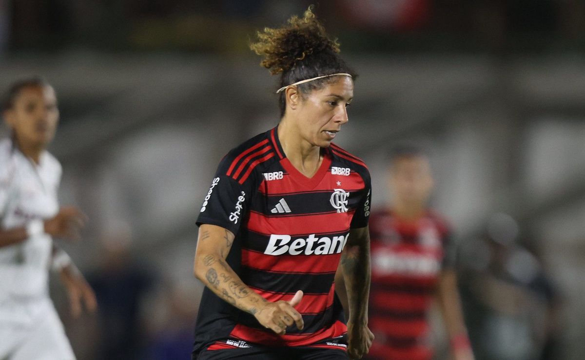 Cristiane permanece no Flamengo em 2026? Entenda a situação da principal atacante da equipe