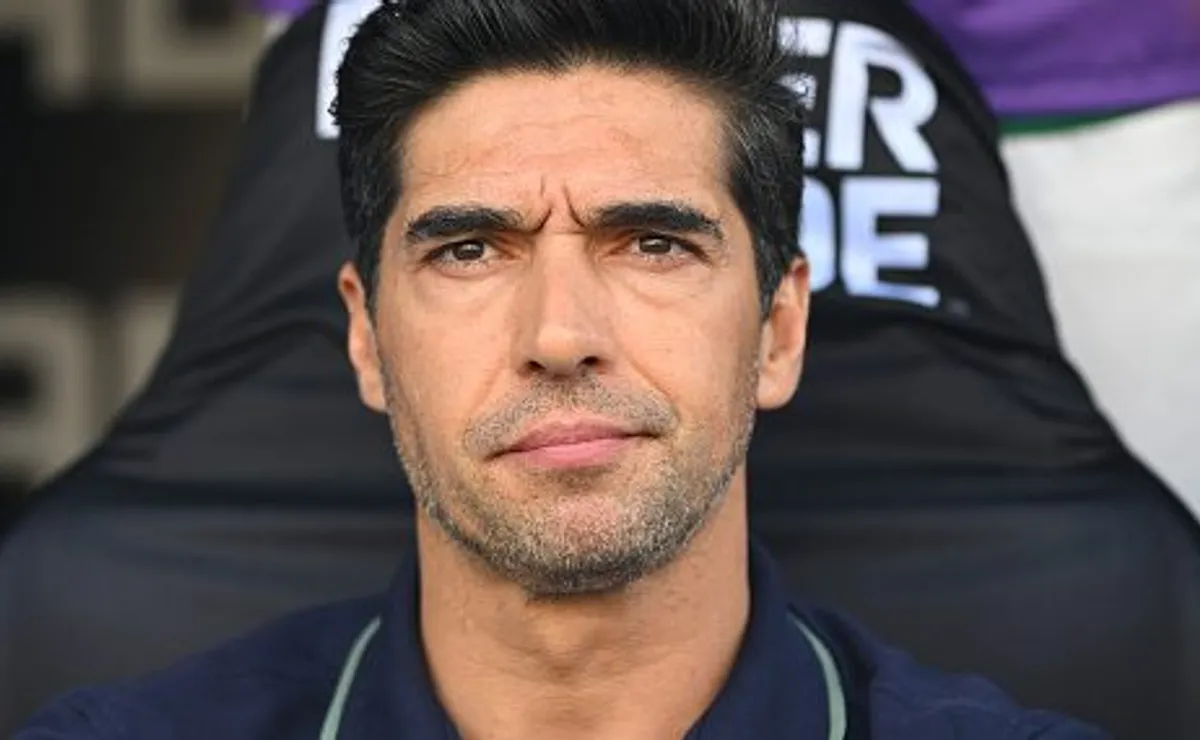 Santos confirma volante na lista, mas futuro de Gabriel Menino contra o Palmeiras depende de tramites burocráticos