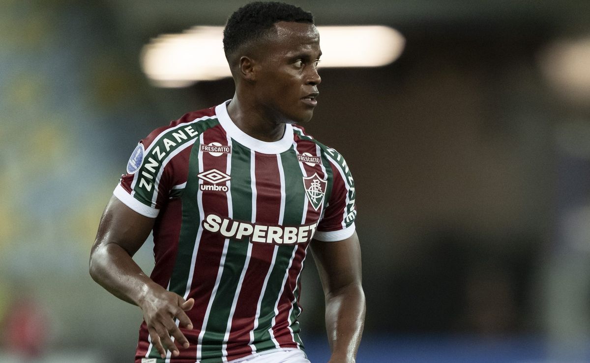 Fluminense fecha a porta, diz “nem pensar” e não aceita Arias reforçando Palmeiras ou rivais no Brasil