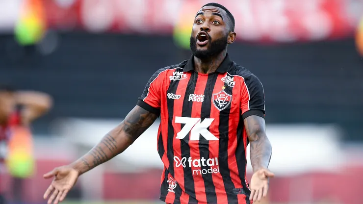 Ramón seguirá por mais um ano no Barradão