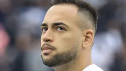 Maycon durante partida do Brasileirão 2023