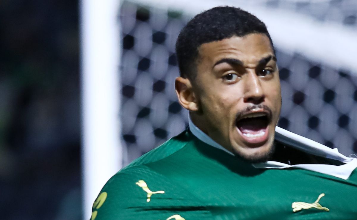 Riquelme Fillipi deve ser surpresa de Abel Ferreira na escalação do Palmeiras contra o Santos