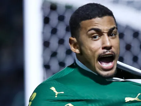 Abel pode escalar Riquelme como titular no clássico