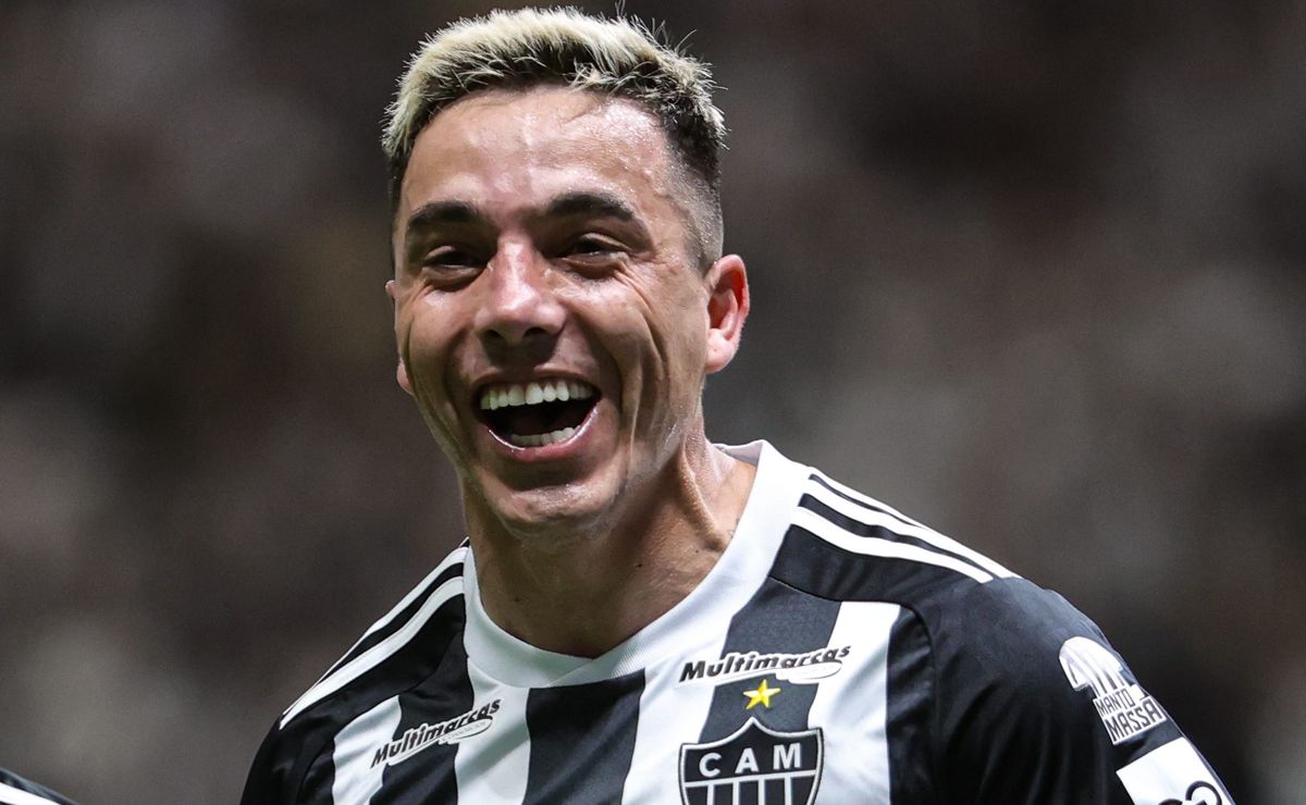 Atlético-MG confirma saída e Renzo Saravia pode assinar contrato para jogar em 2026 pelo Internacional