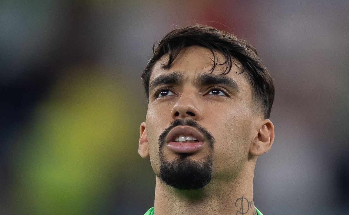 Paquetá consegue liberação do técnico do West Ham e espera concluir retorno ao Flamengo até sexta-feira