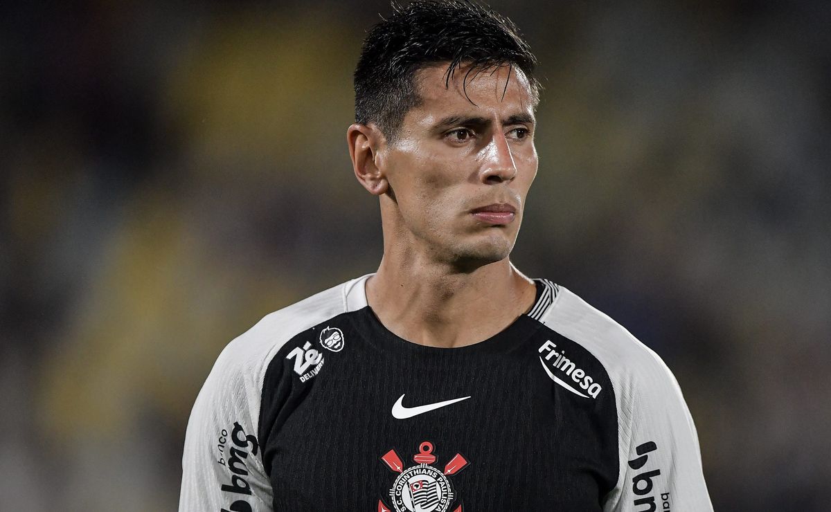 Angileri tem futuro indefinido no Corinthians e Internacional abre negociações para contratar lateral