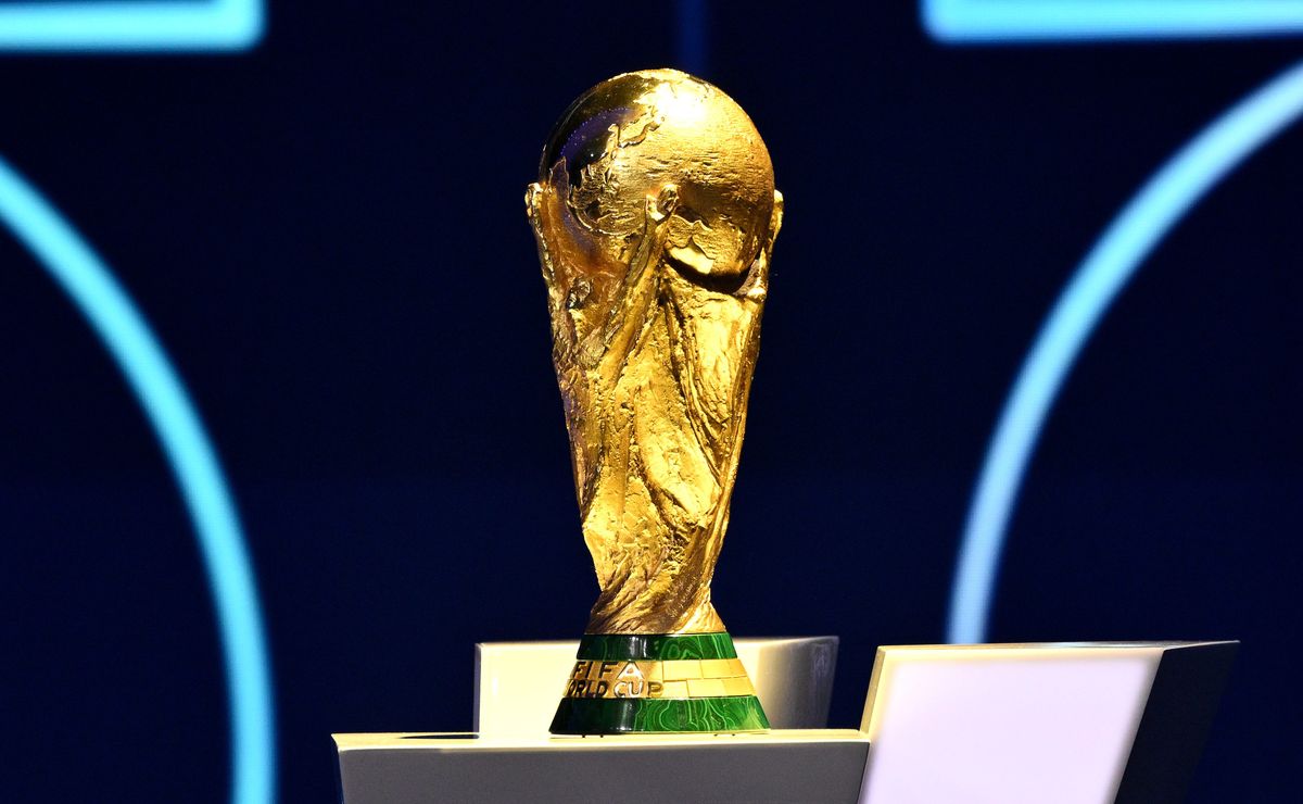 Trump suspende vistos do Brasil e de 75 países e acende alerta para a Copa do Mundo