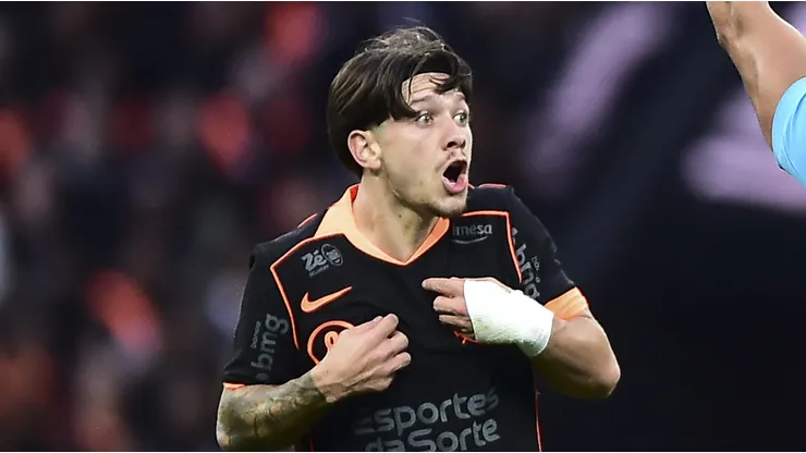 Rodrigo Garro, meia-atacante do Corinthians em partida pelo campeonato brasileiro (Foto: Mauro Horita/Getty Images)