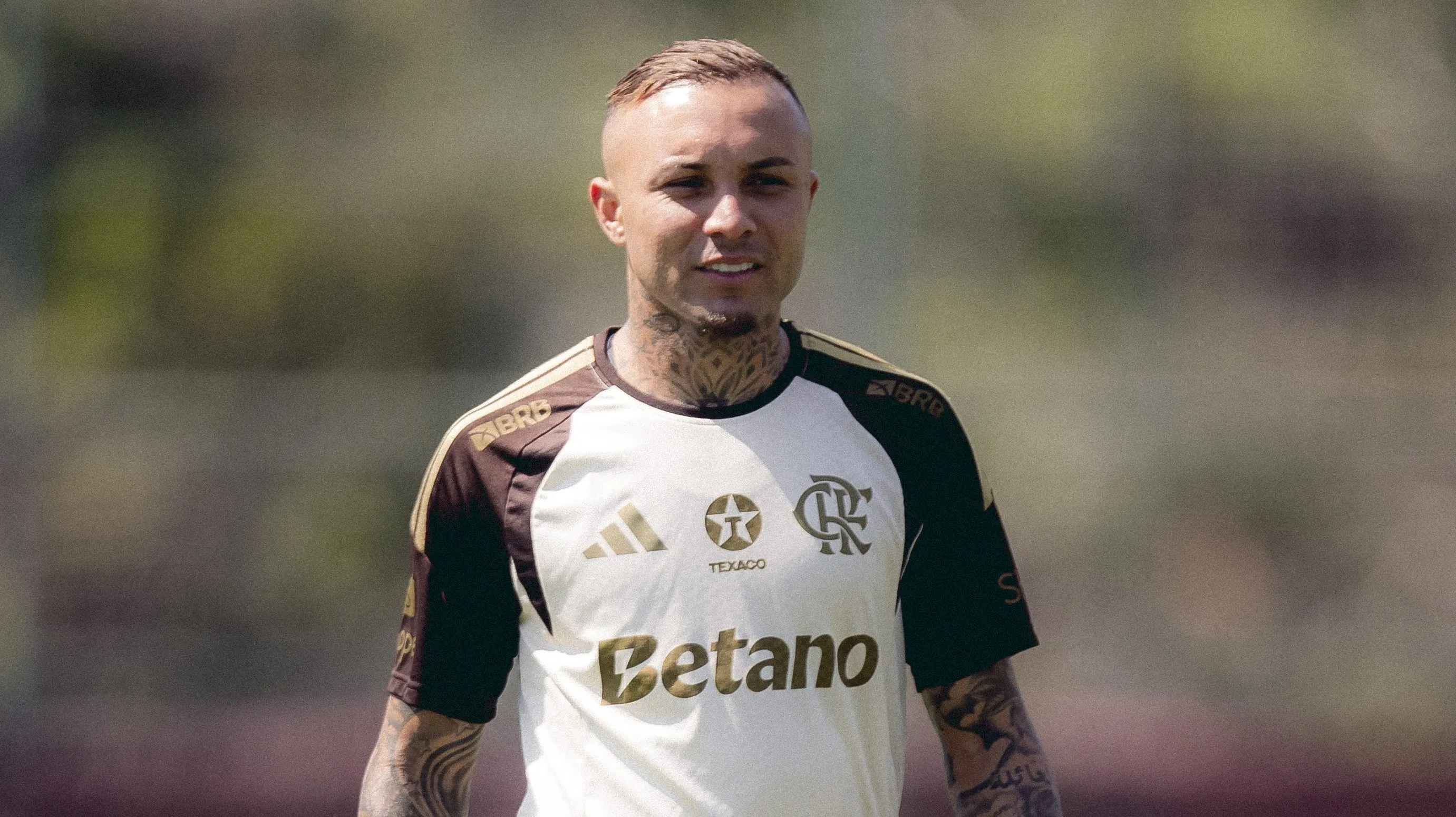 Cebolinha treinando com a equipe do Flamengo. Foto: Adriano Fontes/Flamengo