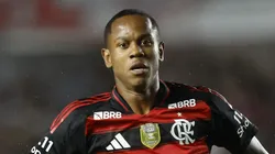 Wallace Yan, volante do Flamengo em partida pelo campeonato carioca (Foto: Miguel Schincariol/Getty Images)