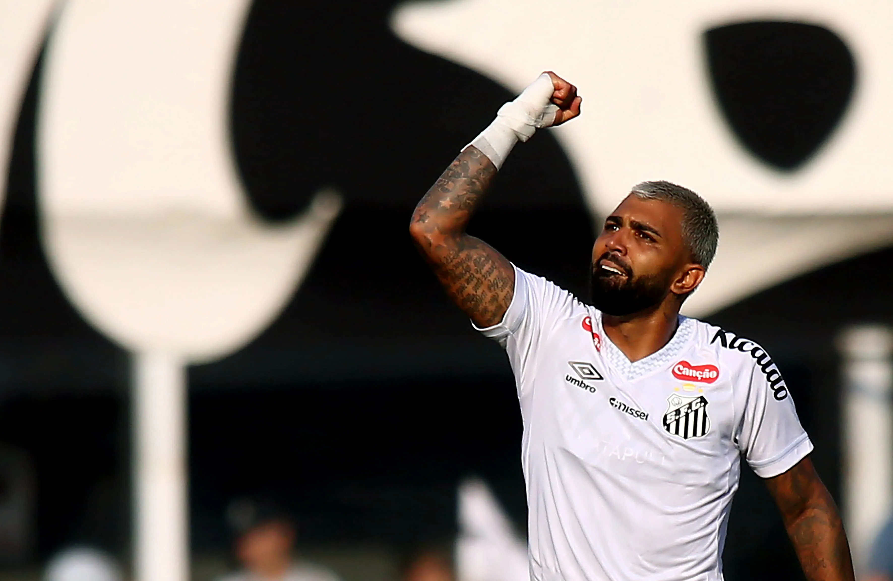 Gabigol comemora seu gol pelo Santos. Foto: Mauricio De Souza/AGIF