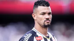 Zagueiro vem ganhando moral - Foto: Raul Baretta/Santos FC.