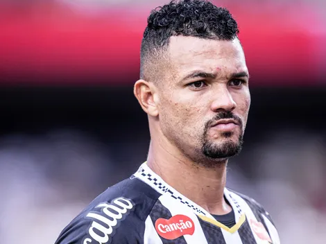 Zé Ivaldo volta a ter sequência como titular do Santos