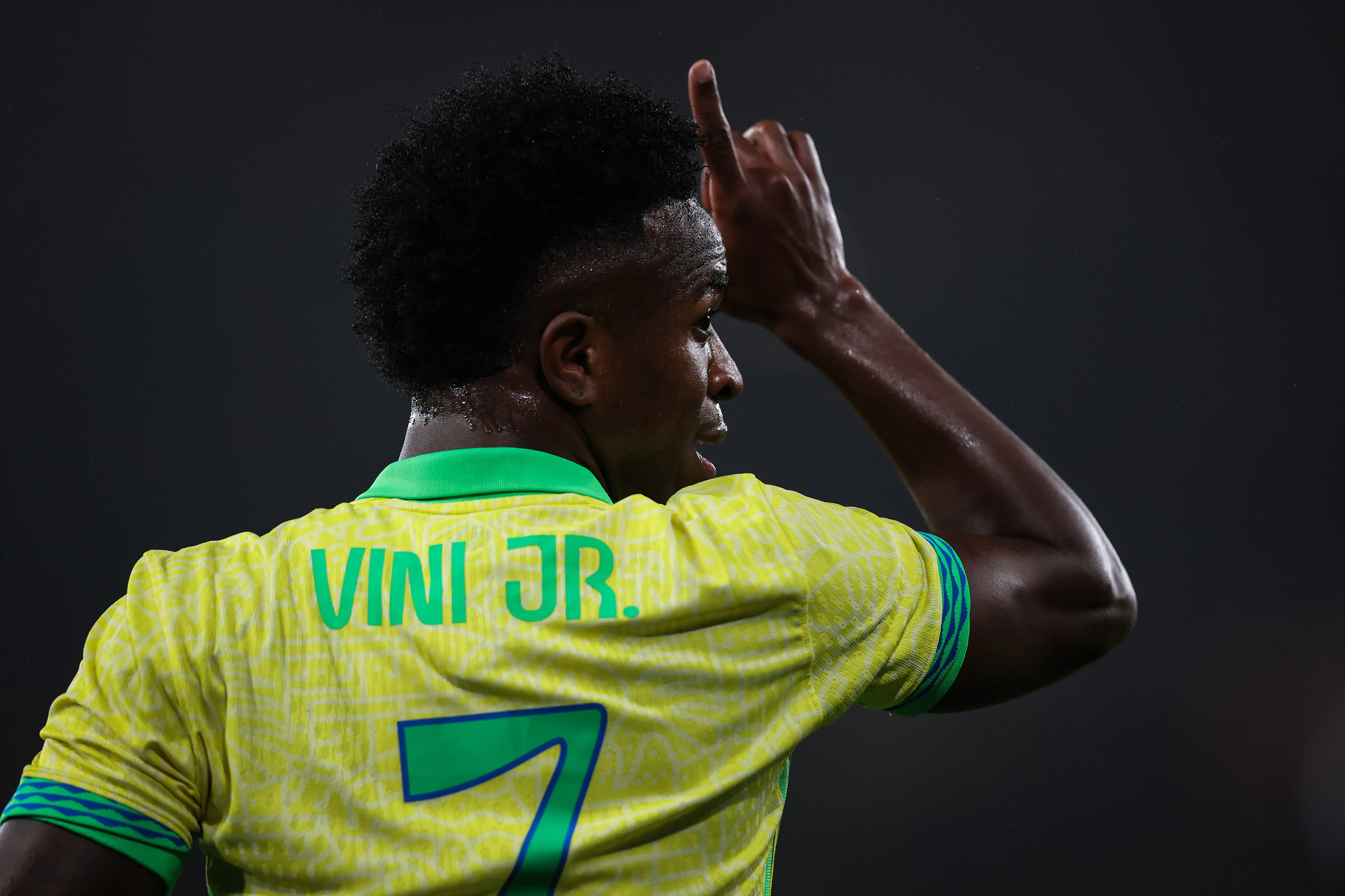 Vinicius Junior do Brasil durante amistoso entre seleções. (Photo by Ryan Pierse/Getty Images)
