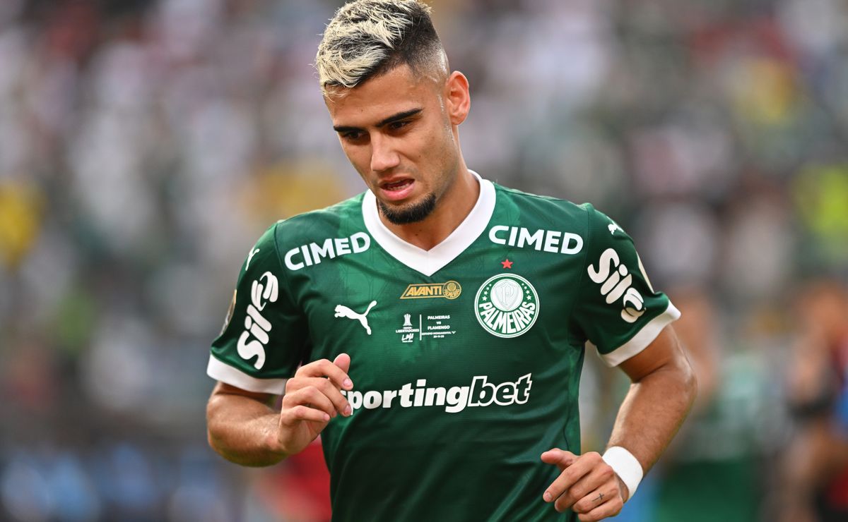 Chegada forte em Andreas Pereira assusta Palmeiras e gera alerta no clássico contra o Santos