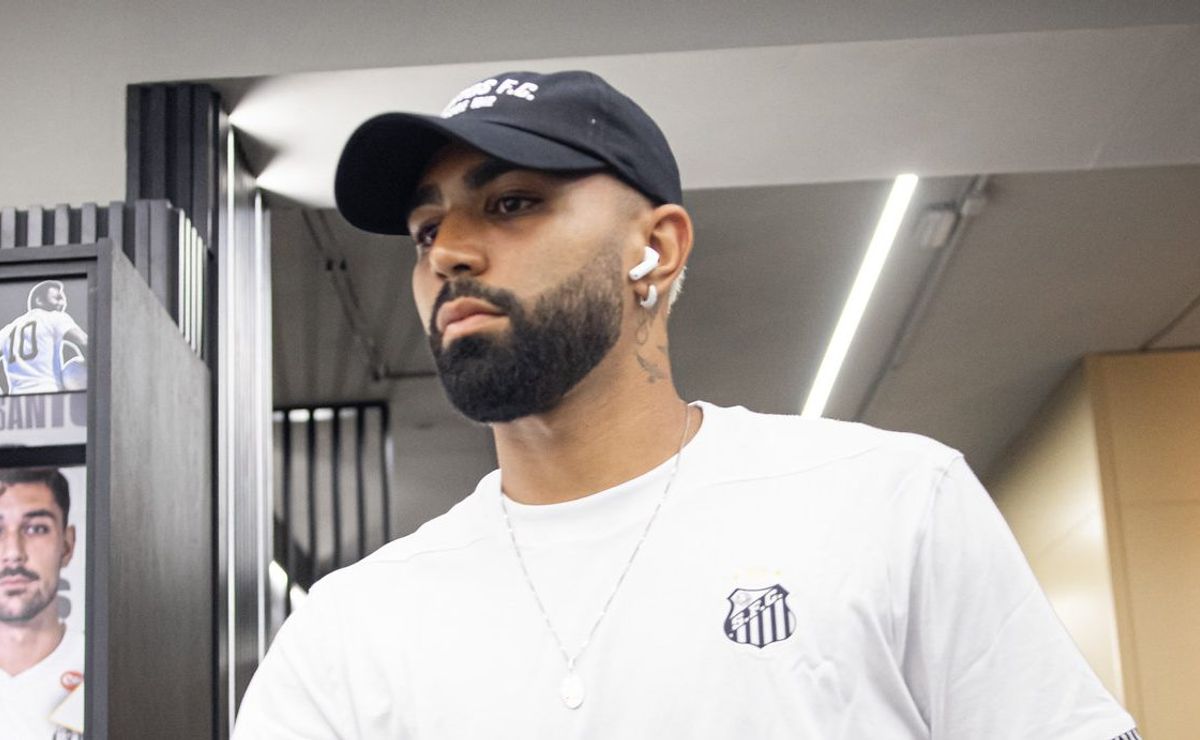 Gabigol no banco em Palmeiras x Santos gera revolta e torcida critica Vojvoda: “Não é possível”