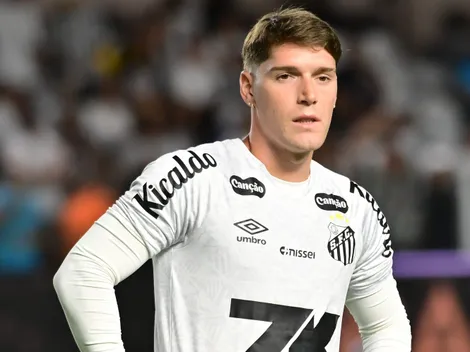 Torcida do Santos não poupa críticas a atuação de Rollheiser contra o Palmeiras