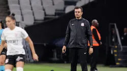 Piccinato comandando as Brabas. Foto: Anderson Romão/AGIF