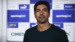 Abel Ferreira durante clássico. Foto: Ettore Chiereguini/AGIF