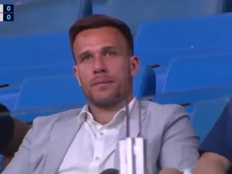 Arthur é flagrado em tom de desaprovação após 1T de Grêmio x São José