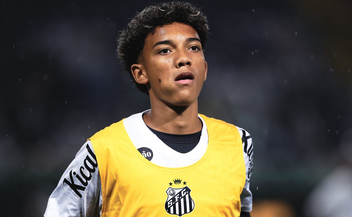 Robinho Jr, do Santos, provoca torcedores do Palmeiras sobre mundiais em clássico quente pelo Paulistão