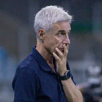 Castro repudia atuação do Grêmio e revela mudanças para Gre-Nal