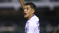 Felipe Silva, do Avaí. Foto: Marcello Zambrana/AGIF