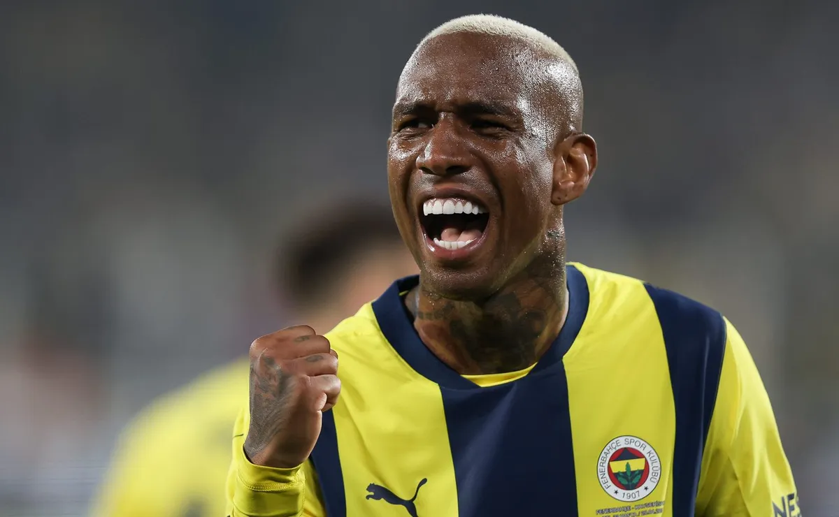 Corinthians consulta Talisca, mas encerra negociação por valores altos