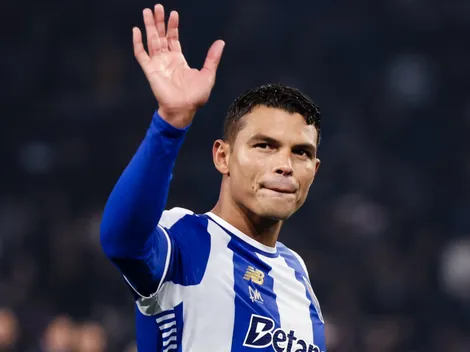 Thiago Silva é elogiado por imprensa portuguesa em estreia pelo Porto
