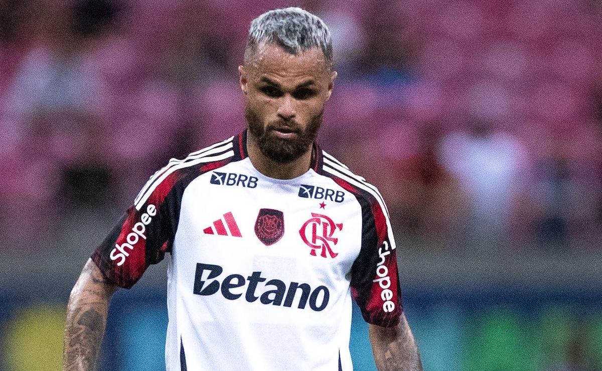 Marcelo Teixeira libera caminhão de dinheiro e Santos negocia compra de Michael, do Flamengo