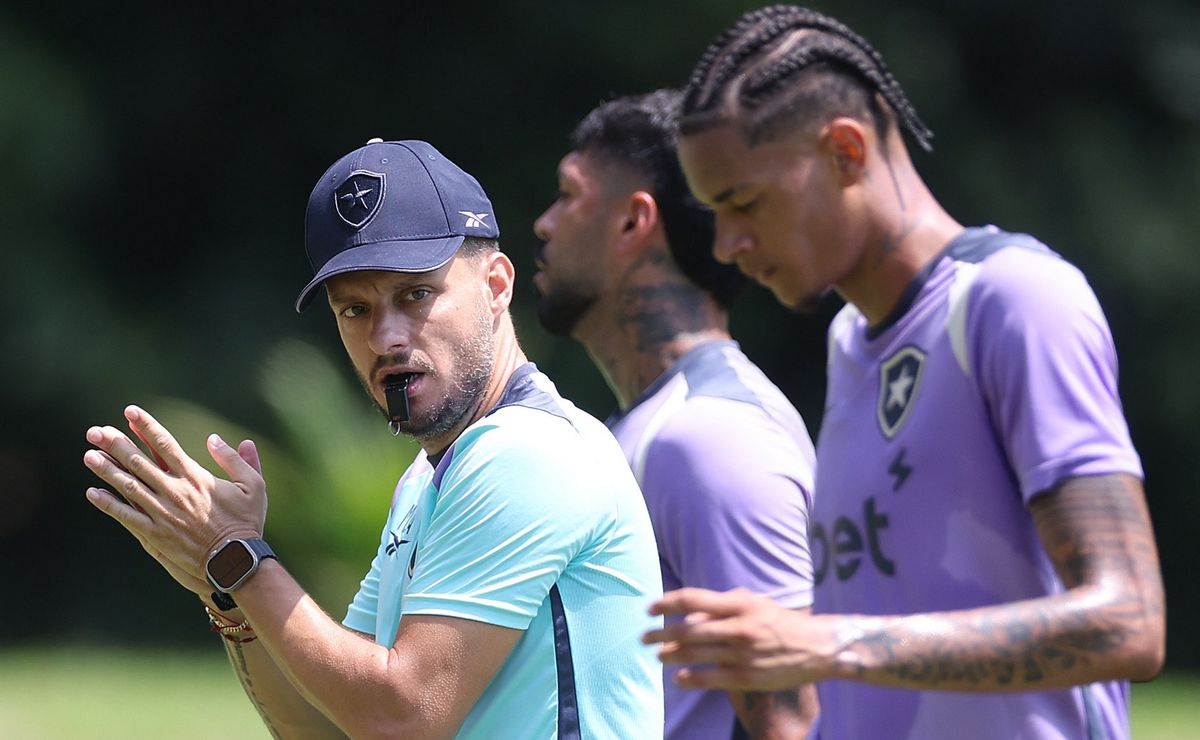 Portuguesa-RJ x Botafogo: ainda sem Martín Anselmi, Fogão dará chance para a base em provável escalação