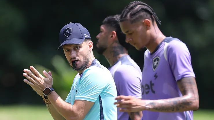 Botafogo não utilizará força máxima na estreia pelo Campeonato Carioca