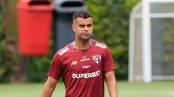 SP - SAO PAULO - 14/11/2025 - TREINO DO SAO PAULO - Alisson jogador do Sao Paulo durante treino no Centro de Treinamento CT Barra Funda. Foto: Marcello Zambrana/AGIF