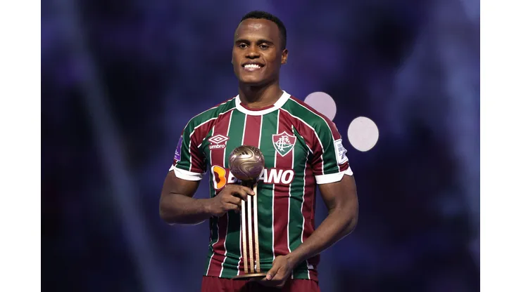 JEDDAH, SAUDI ARABIA - DECEMBER 22: Jhon Arias of Fluminense poses for a photo with the Bronze Ball award following the FIFA Club World Cup Saudi Arabia 2023 Final between Manchester City and Fluminense at King Abdullah Sports City on December 22, 2023 in Jeddah, Saudi Arabia. (Photo by Francois Nel/Getty Images)