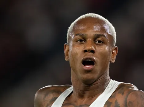 Flamengo mira saída de Michael após Wallace Yan